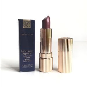 NIB Estée Lauder Signature Lipstick Black Cherry